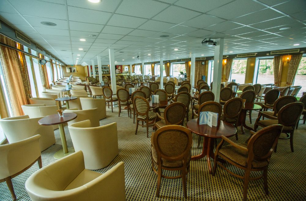 MS FIDELIO CRUCEROS DANUBIO CRUCEMUNDO CRUCEROS FLUVIALES DANUBE CRUISES #Danubio #DanubeCruises #CrucerosDanubio #CrucerosFluviales #Budapest #Esztergom #Viena #Bratislava #Melk #Crucemundo #CruceroClick #Creuers #Bidaiak